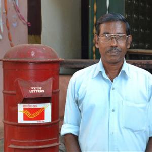 Extraordinary Indian: A postman who saves lives!