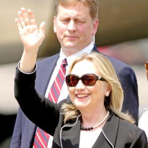 Hillary Clinton arrives in Kolkata