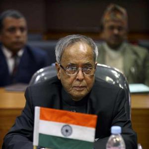 Pranab not informed about MPs photo-op, misses it