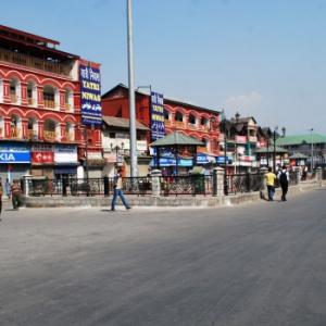 Srinagar shuts down against HC ruling on life term