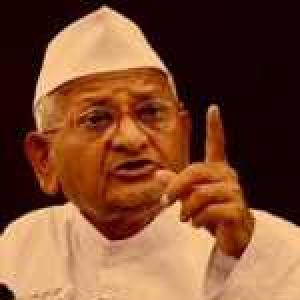 Jan Lokpal battle to begin from Patna in January: Hazare