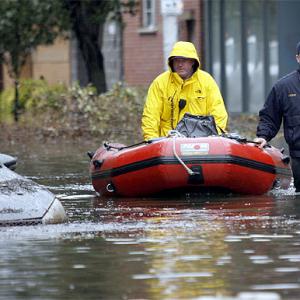 In PHOTOS: Rescue work on after Sandy's DESTRUCTION