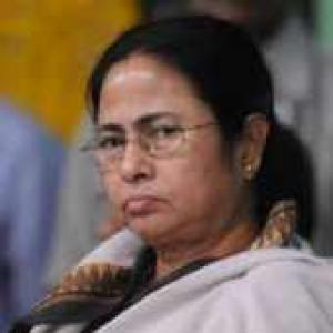 Upset Mamata cancels meet with FM, to fly back to Kolkata