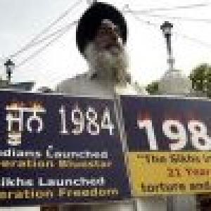 'Cong trying to save its leaders in anti-Sikh riots case'