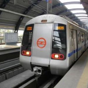 Fearing anti-rape protests Delhi Metro shuts 2 stations