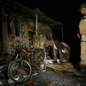 Blasts in Quetta, Karachi kill 7, 60 injured