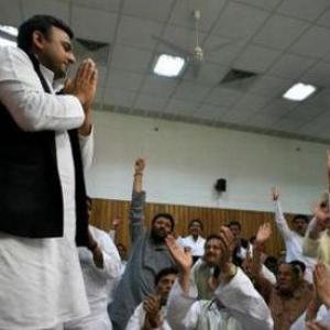 Will Akhilesh act against two 'insolent' UP ministers?