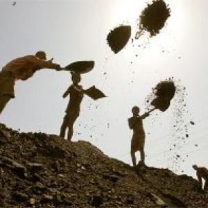 SC asks Centre to cooperate with CBI in coal-gate probe
