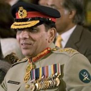Nawaz to name new army chief before Kayani retires: report