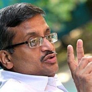 I did my duty; pillory me if proven wrong: Khemka on Vadra deal