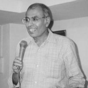 Rationalist Narendra Dabholkar shot dead in Pune