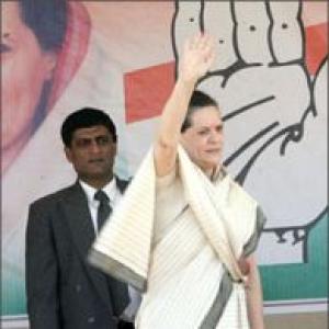Sonia discharged after checkup from AIIMS