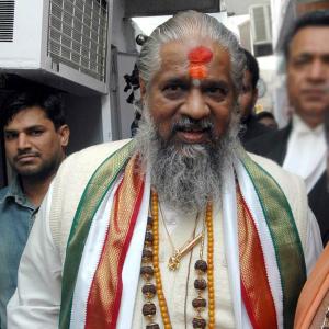 Controversial godman Chandraswami dies