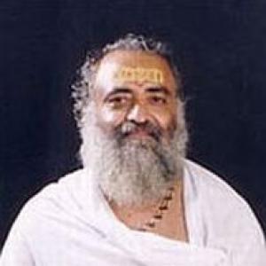 'Unwell' Asaram not to surrender today, says son