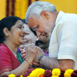 Is Modi helping Modi: Cong slams Sushma, PM over Lalit row