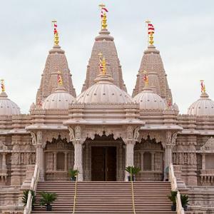 Pix: AMAZING Swaminarayan Temples from around the world