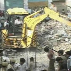 4-storey building collapses in Delhi, 1 killed