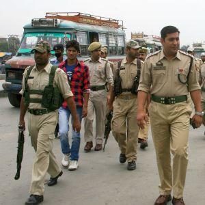 Srinagar: Undertrial killed, 4 cops injured in grenade attack