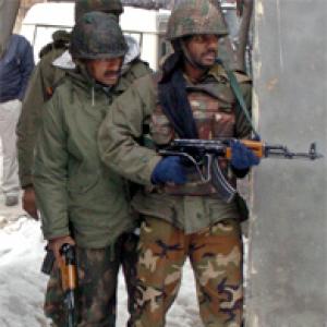Pakistan provokes again, 1 civilian injured in firing in Jammu