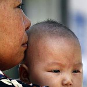 Why unmarried mothers in China are angry