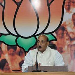 BJP's resolve: 'Dethroning UPA is now our historic duty'