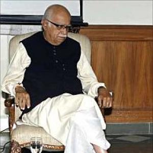Advani and BJP to patch up in a matter of hours