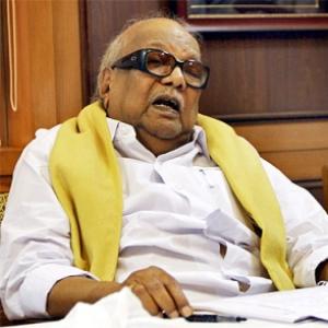 Congress leader Jayanthi Natarajan meets Karunanidhi