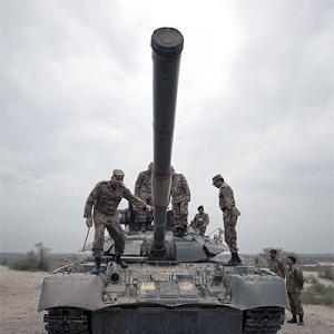 25,000 soldiers guard Pakistan's nuclear stockpile