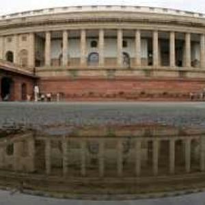 Parliament stalled again amid growing call for PM's resignation