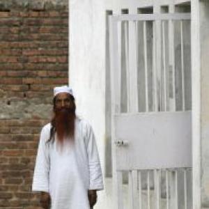 Pak demands investigation into Sanaullah's death