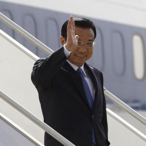 IN PHOTOS: Chinese premier's three-day India visit begins