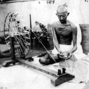 Gandhi's charkha sold for 110,000 pounds at UK auction
