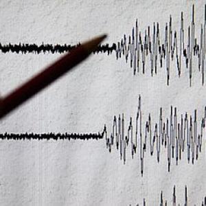 Delhi rattled by 4 earthquakes in 3 hours