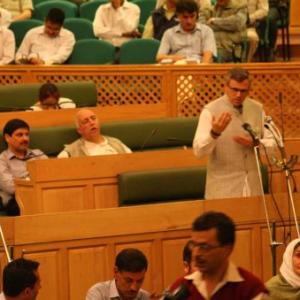 Omar orders judicial probe into Shopian firing