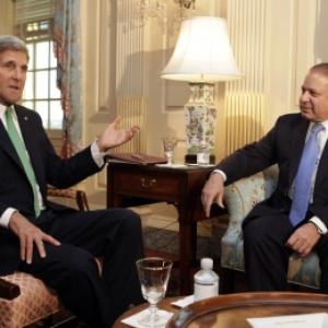 Sharif continues urging for US mediation in Kashmir