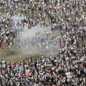 Five killed, 83 injured in serial blasts before Modi's Patna rally