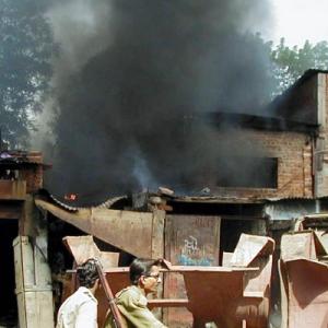 Goa CM's U-turn on Modi: Gujarat riots a small incident