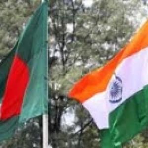 India, Bangladesh border talks begin