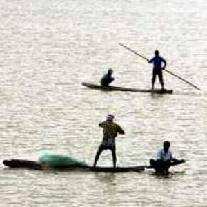 Nineteen Tamil fishermen arrested by Lankan navy
