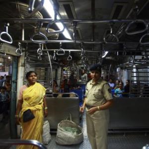 'Shortage of cops to guard women compartments in Mumbai'
