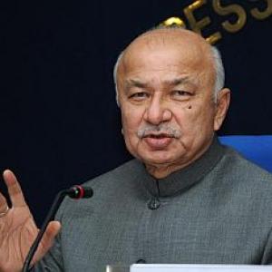 Shinde to CMs: Don't wrongfully detain Muslim youth