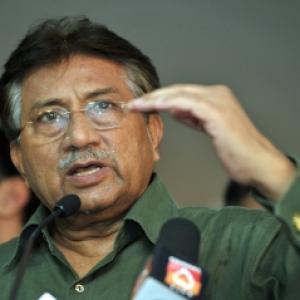 Former Pakistan President Musharraf survives assassination bid