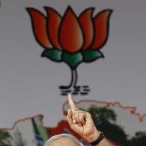 Cong, SP, BSP indulging in stage-managed fights in UP: Modi