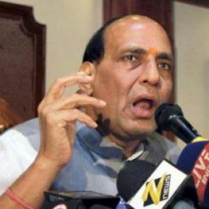 Rajnath accuses Congress of being 'biggest communal party'