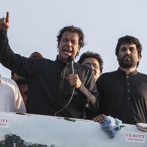 Pak crisis: Imran Khan vows to sit in front of parliament till Sharif quits