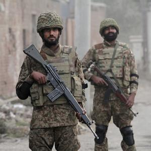 55 militants killed in airstrikes, gun battle in Pakistan
