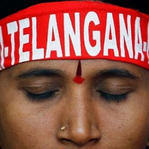 Govt's plan to introduce Telangana bill in RS runs into trouble