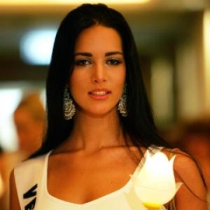 Ex-Miss Venezuela Monica Spear shot dead in front of daughter