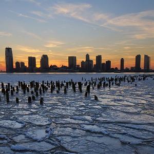 PHOTOS: Polar vortex eases grip on frozen US