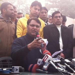 Expelled Binny calls AAP a dictatorship; may sit on dharna today